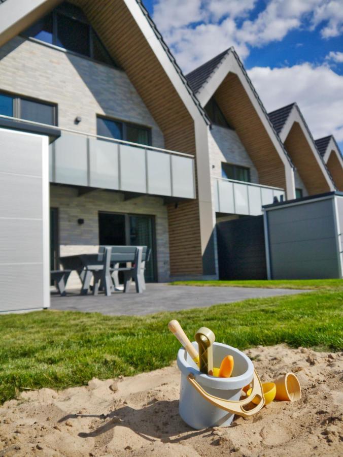 Ferienbude An Den Wehlen Busum Exterior photo